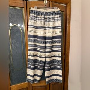 Striped Navy and Cream Dress Pants St. John Sport, LIKE NEW CONDITION